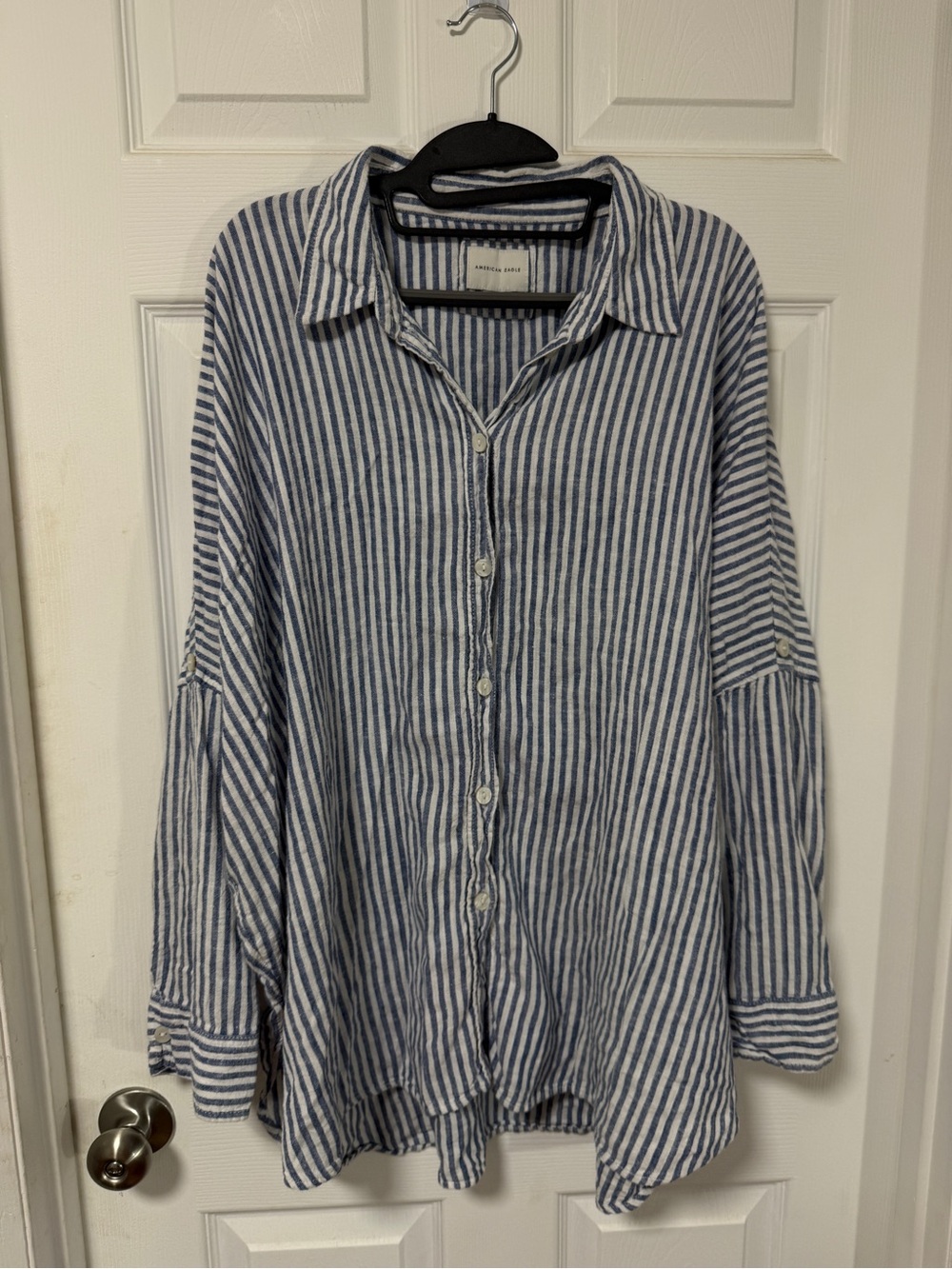 American Eagle Outfitters Blue & White Striped Button Shirt
